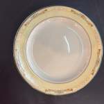 VICTORIA SIDE PLATES,LGE  20.25CM